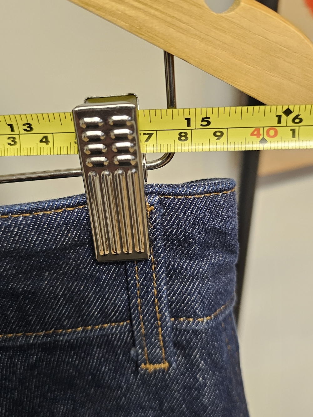 H&M High-Waist Wide Leg Jeans - Picture 8 of 11